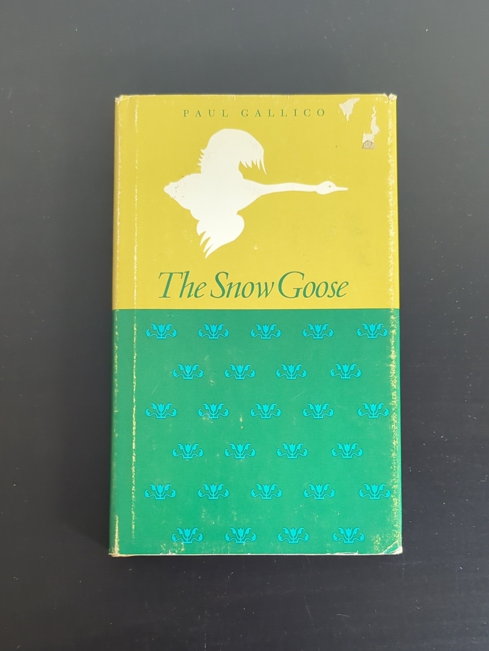 2/$10 The Snow Goose By Paul Gallico
